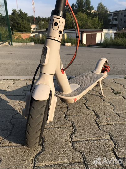 Электросамокат Mi Scooter 3