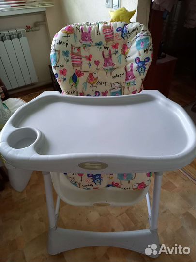 Детский стульчик для кормления