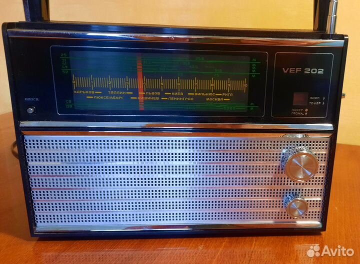 Радиоприемник СССР vef 202 с FM
