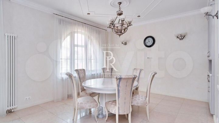 8-к. квартира, 314 м², 6/10 эт.