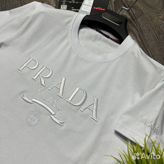 Футболка prada вышивка