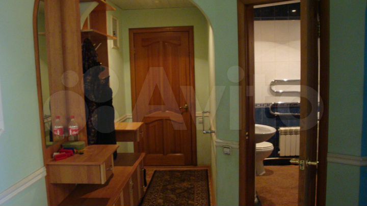 3-к. квартира, 80 м², 1/3 эт.