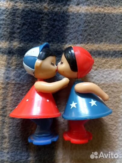 Игрушки СССР колкий пластик
