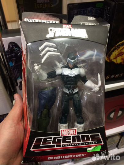 Фигурку марвел дедлист