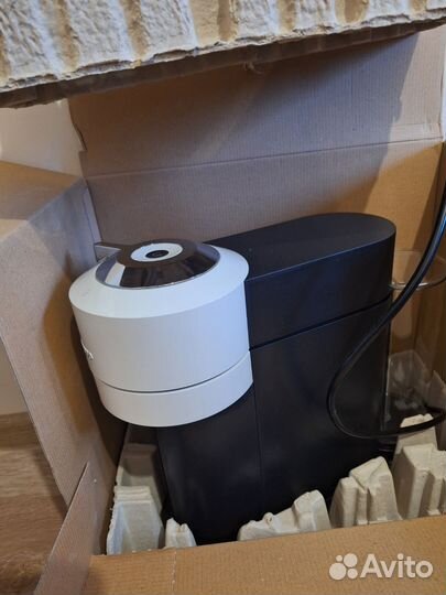 Капсульная кофемашина nespresso новая