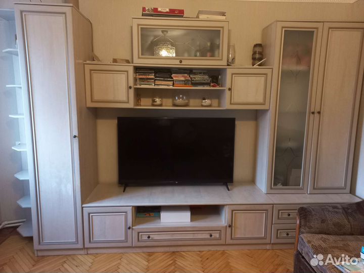 Стенка в гостиную бу