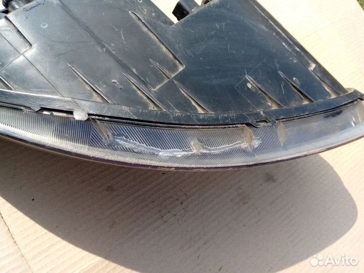 Фара левая Hyundai Santa Fe 2 востановленая