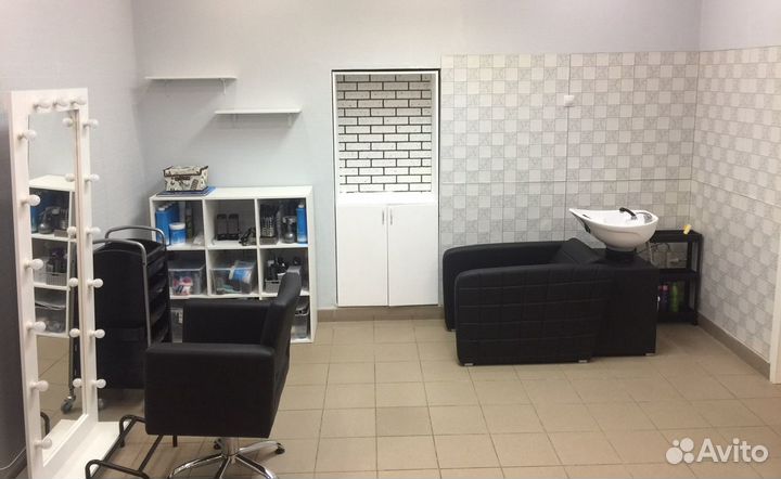 Аренда кресла парикмахера