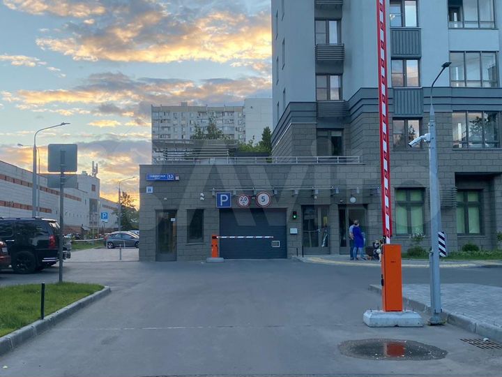 Машиноместо, 14 м²