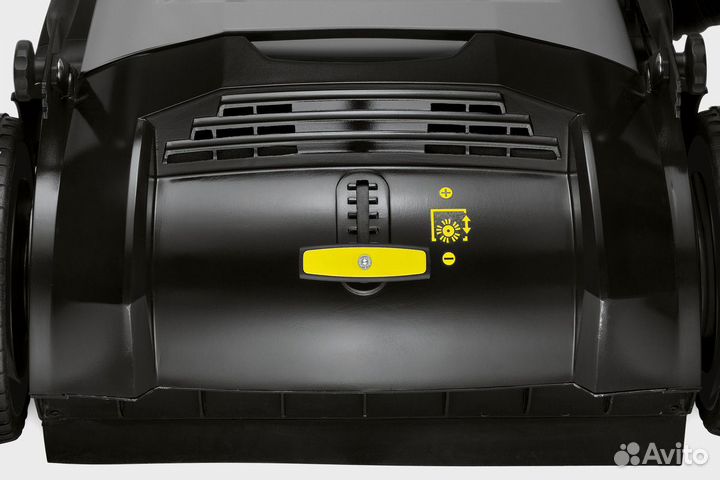 Ручная подметальная машина Karcher KM 70/20 C 2SB