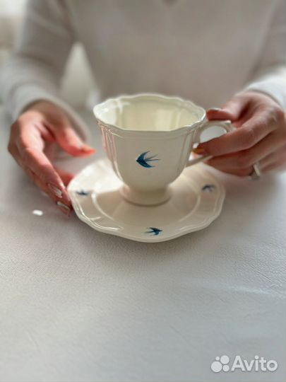 Чайная пара с ласточками расписанными вручную