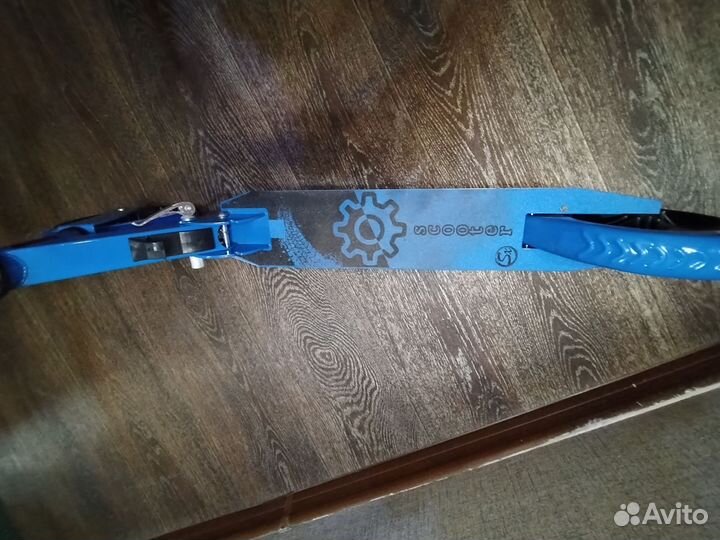 Новый самокат двухколесный