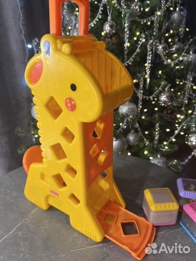 Развивающие игрушки пакетом fisher price