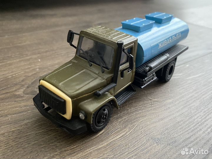 Модели автомобилей СССР газ 3307 компаньон