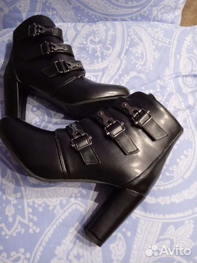 Обувь одежда