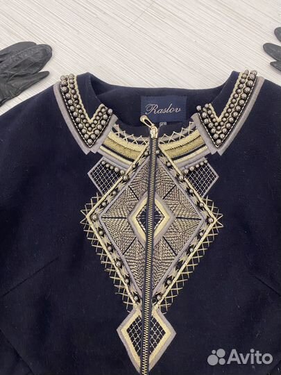 Женская верхняя одежда р.42