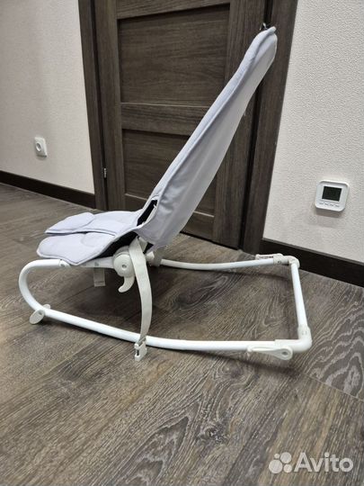 Шезлонг для новорожденных бу