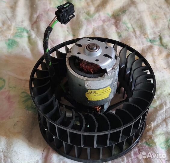 BMW 36 вентилятор печки