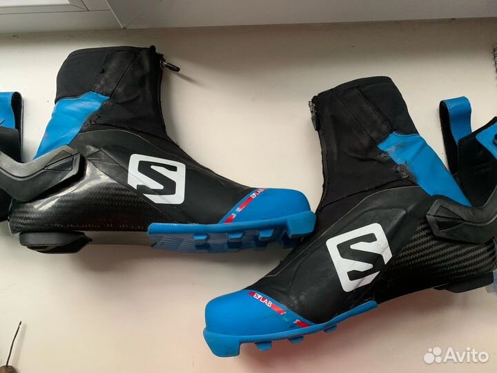 Лыжные ботинки