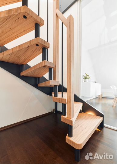 Лестница на металлокаркасе