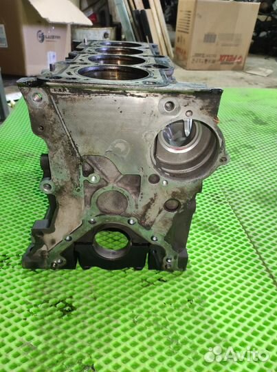 Блок цилиндров двигателя Volkswagen Passat B6