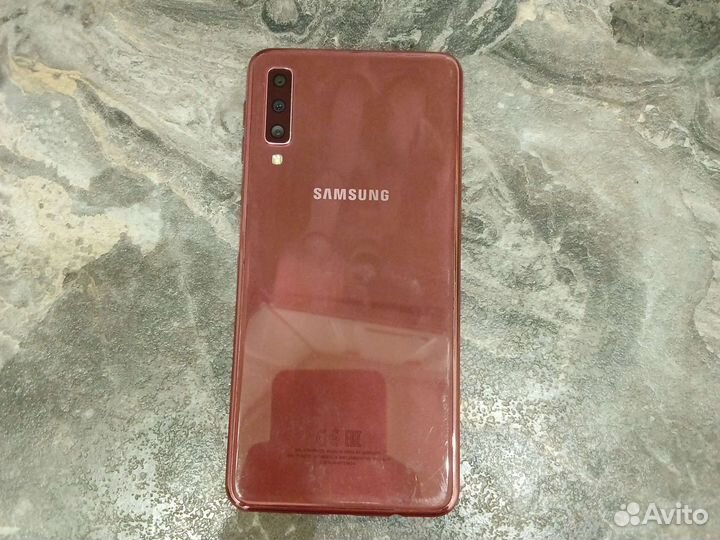 Телефон Samsung galaxy A7