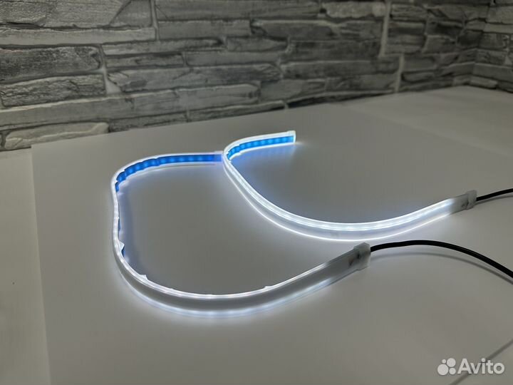 Дневные ходовые огни бегущие поворотники