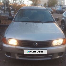 Nissan AD 1.5 AT, 2001, битый, 295 282 км