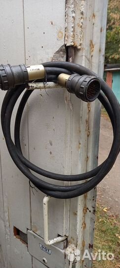 Кабель с разъёмами