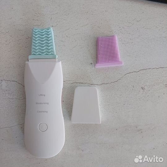 Ультразвуковой аппарат для чистки лица