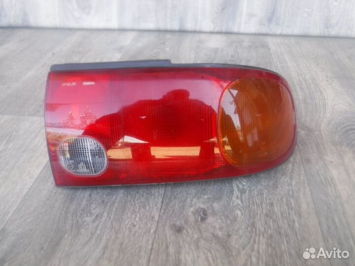 Фонарь правый №18 Mitsubishi Lancer 6 1992