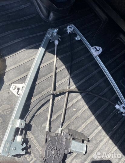 Стеклоподъемник Stellox с мотором на Рено Логан