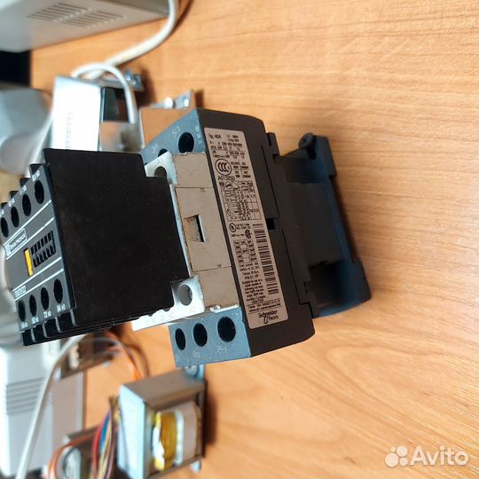 Понижающий трансформатор 220 12