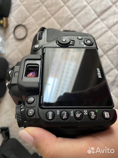 Зеркальный фотоаппарат Nikon d7500
