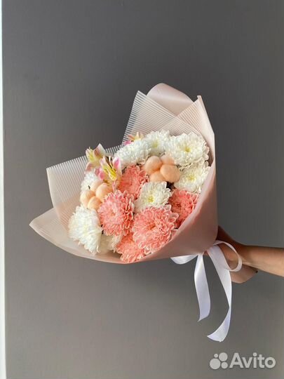 Букет с хризантемами