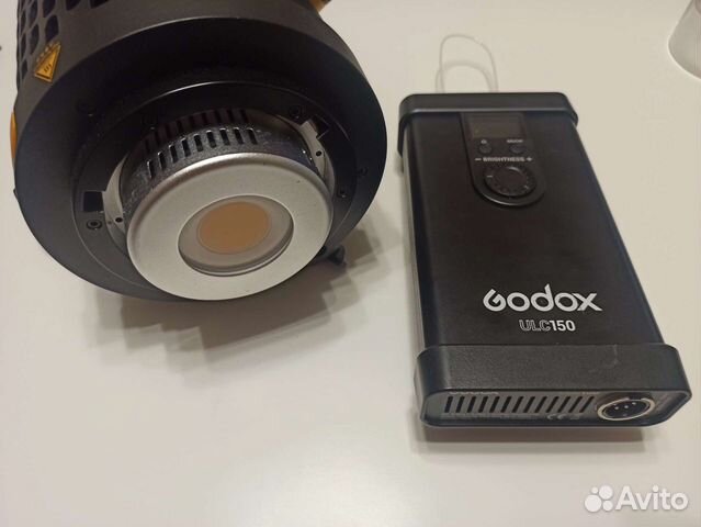 Осветитель светодиодный Godox UL150