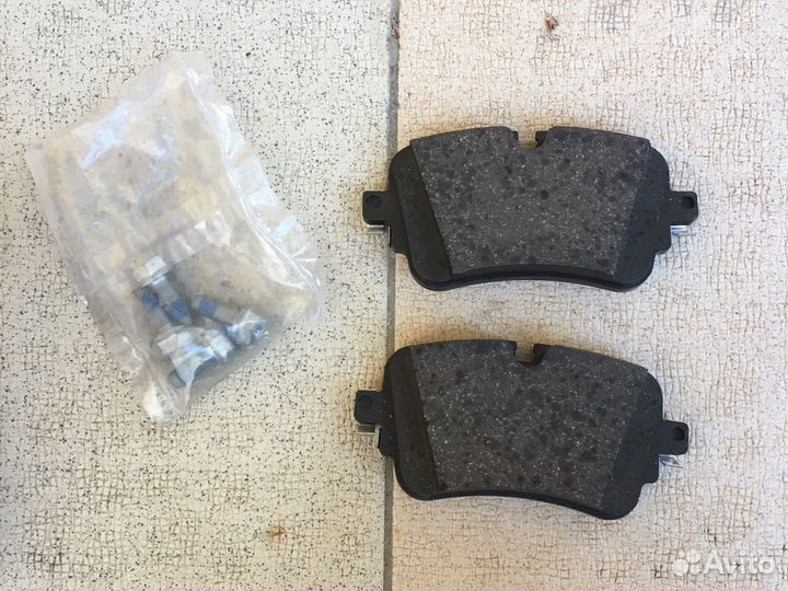 Тормозные колодки задние Audi Q7 Brembo p85161