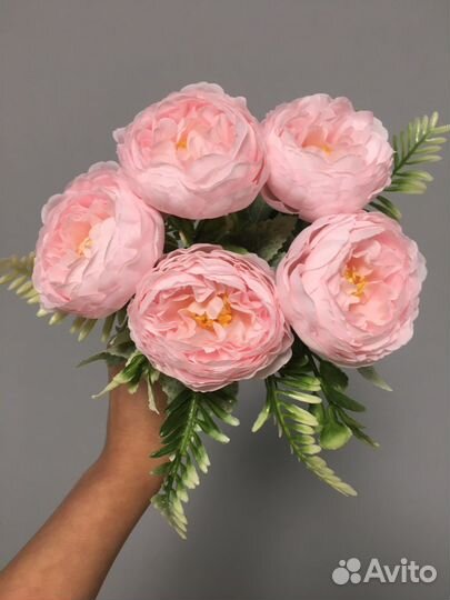 Букет из искусственных цветов