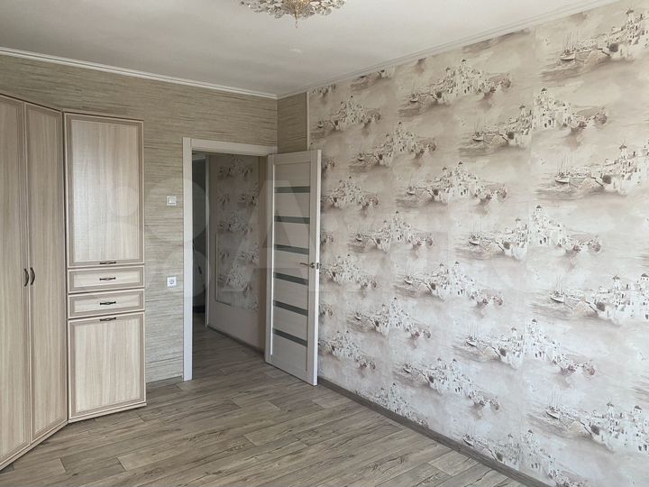 2-к. квартира, 56,4 м², 3/10 эт.