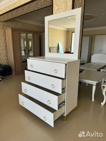 Комод с тумбами