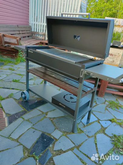 Мангал гриль коптильня с крышкой, столиками