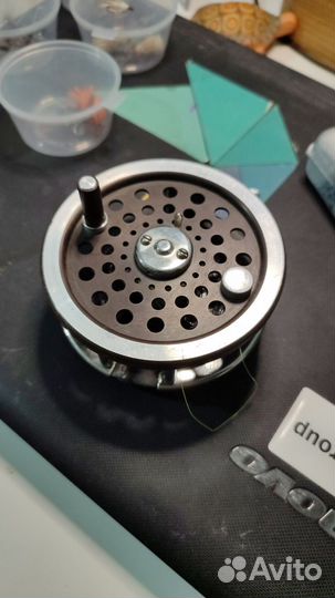 Нахлыстовая катушка