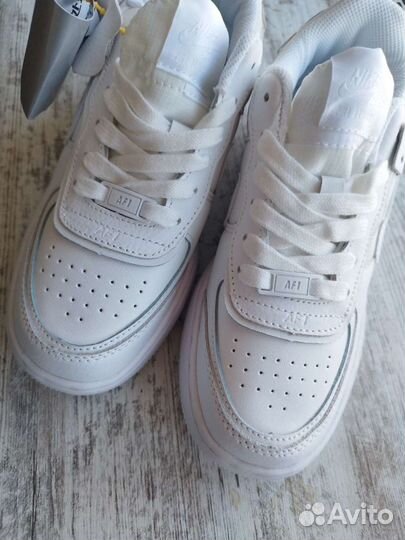 Кроссовки nike air force 1