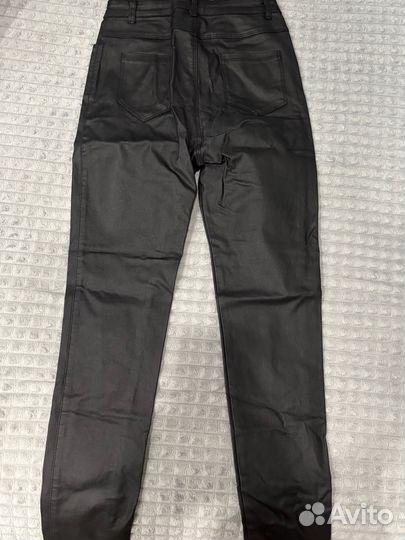 Кожаные штаны женские