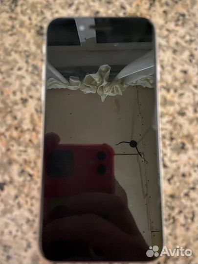 iPhone SE (2020), 64 ГБ