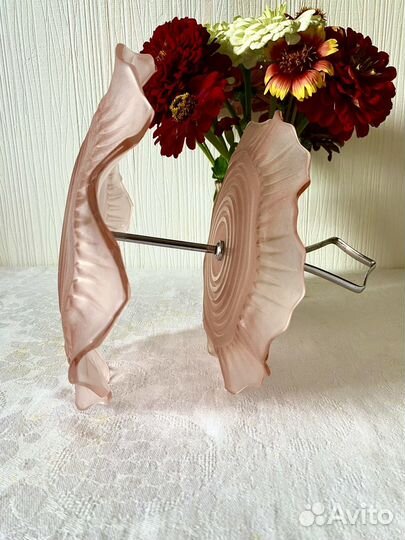 Антикварная ваза, матовое стекло