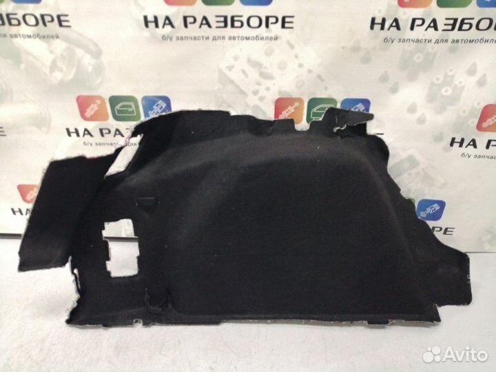 Обшивка багажника задняя левая Ford Focus 3 2012