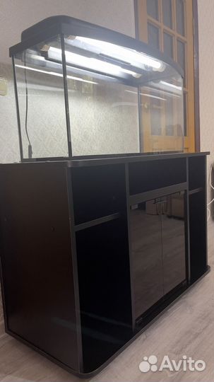 Аквариум с тумбой