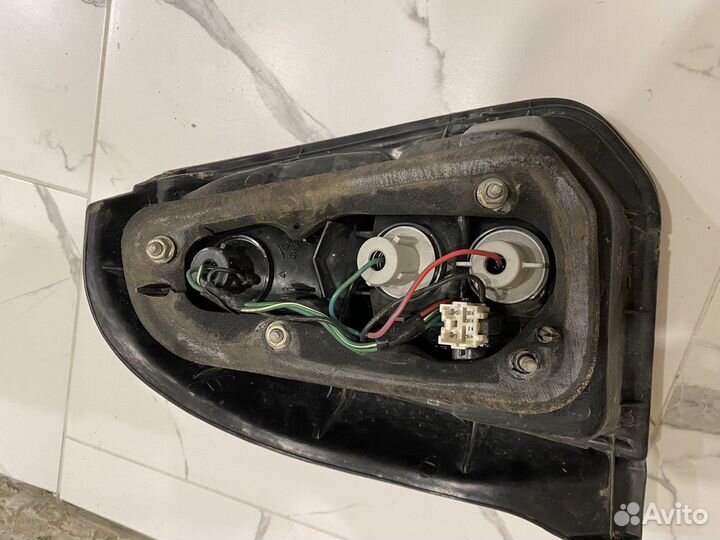 Фанарь задний правый mitsubishi colt cj1a