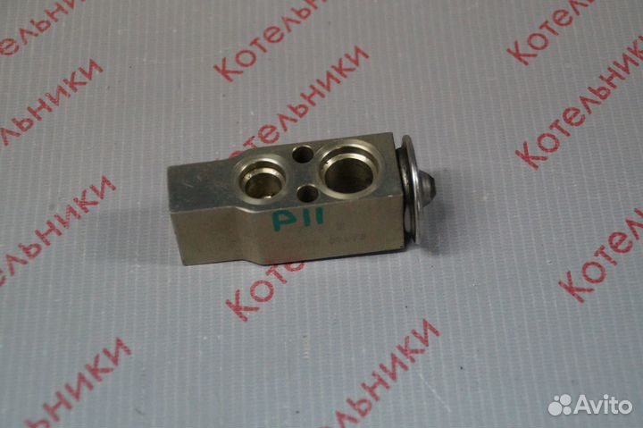 Nissan 92200-9F510 Клапан кондиционера